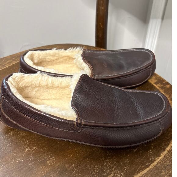 UGG Ascot Slippers Mens 9 Brown Leather Shearling Slippers Slip On Shoes 5379 main image 7